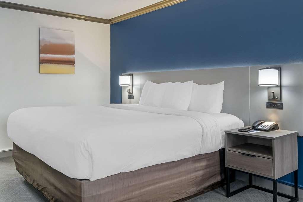 Comfort Inn Plainwell Ruang foto