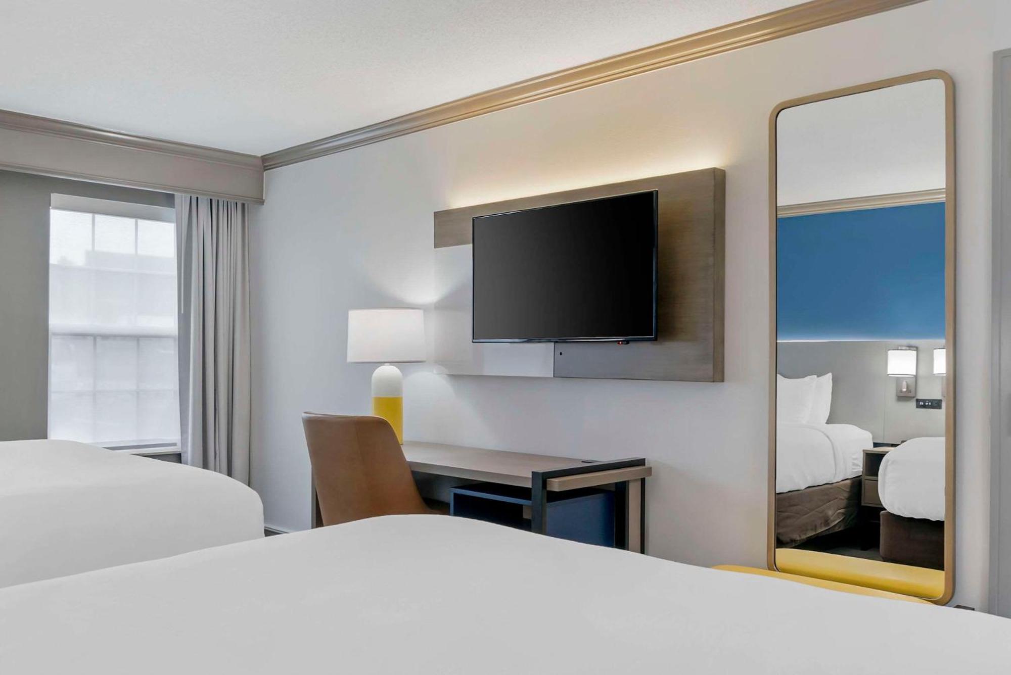 Comfort Inn Plainwell Bagian luar foto